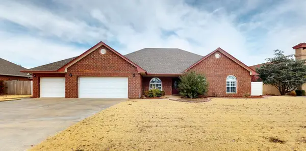 2324 Braxton Dr, Woodward, OK 73801