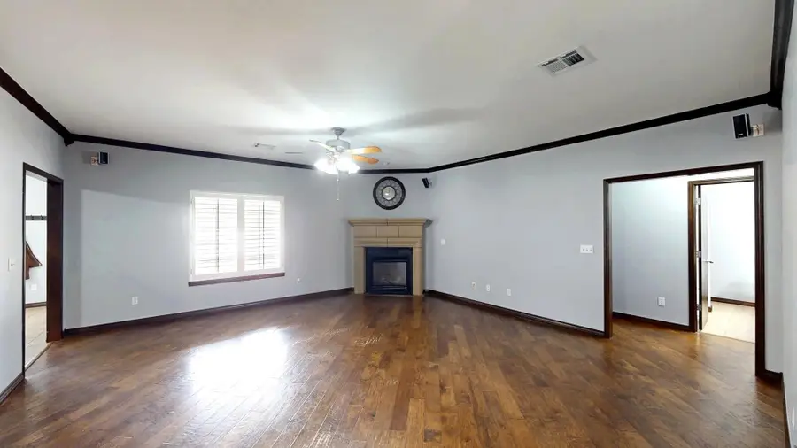 2324 Braxton Dr, Woodward, OK 73801 - Image #2