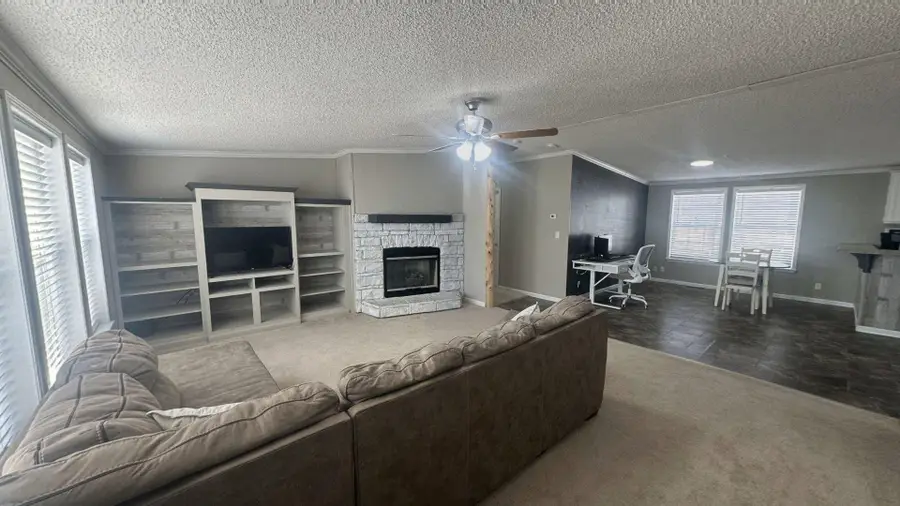 307 S Walnut St, Shattuck, OK 73858 - #2