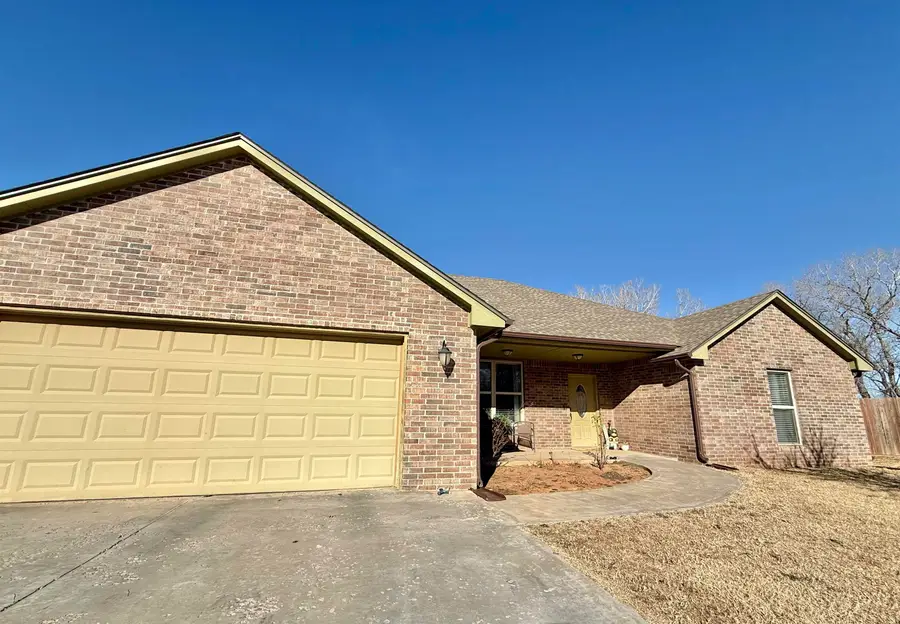 4714 Cottonwood Dr, Woodward, OK 73801-3852 - Image #3