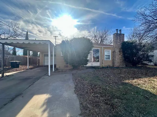 1401 W Garriott, Enid, OK 73703