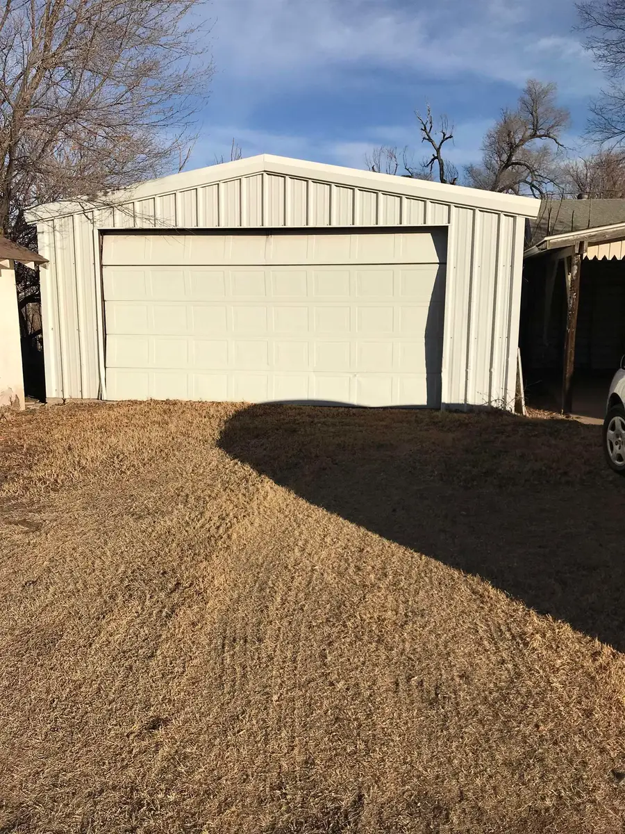 523 Avenue G, Beaver, OK 73932 - Image #2