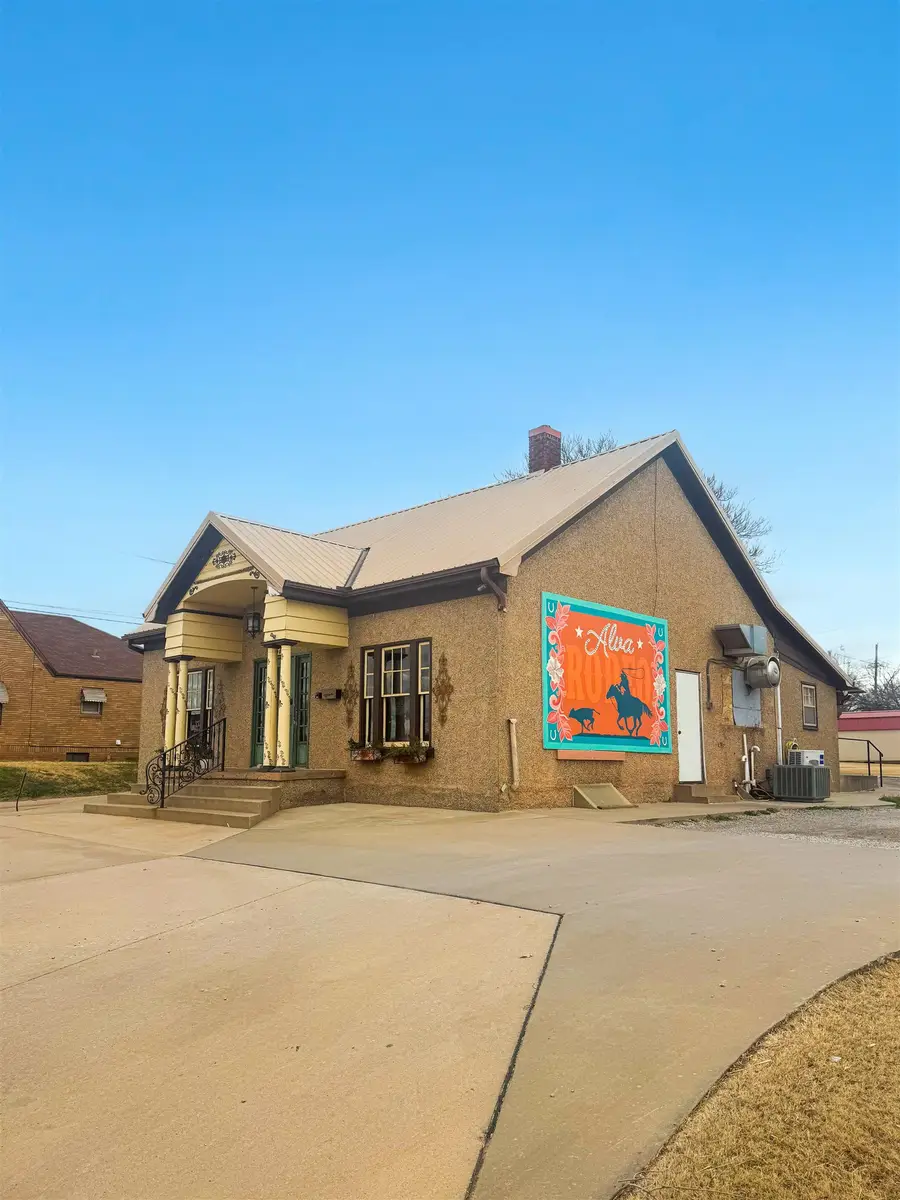 319 Oklahoma Blvd, Alva, OK 73717-73 - #2
