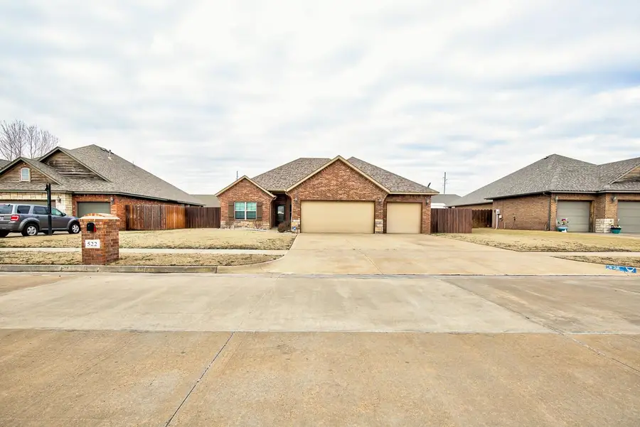 522 Jaguar Ln, Enid, OK 73703-0000 - Image #3