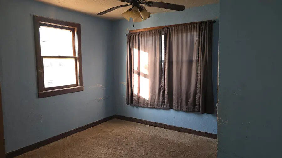 214 N Eleventh Ave, Fairview, OK 73737 - #3