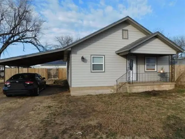 104 E Garber Road, Garber, OK 73738 - Image #2