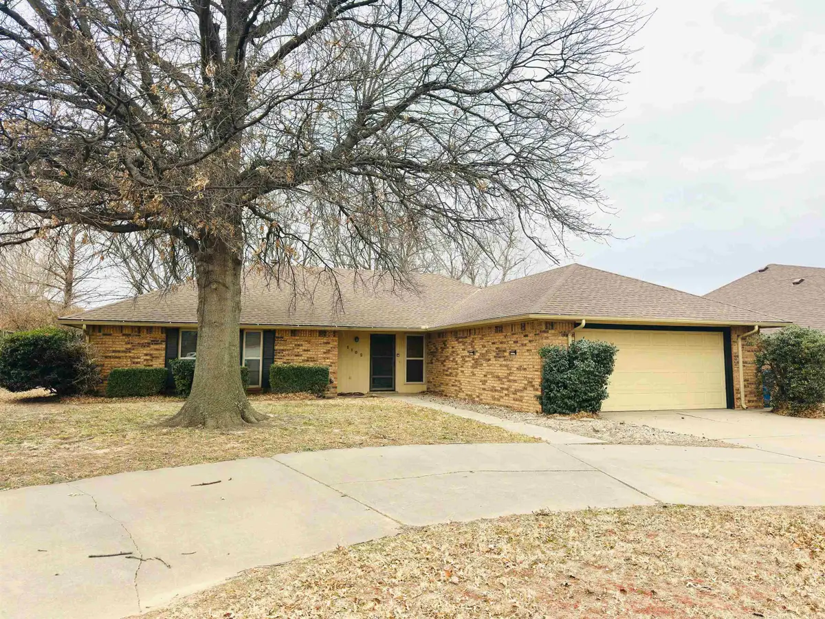 1102 Creekdale, Enid, OK 73703 - Image #1