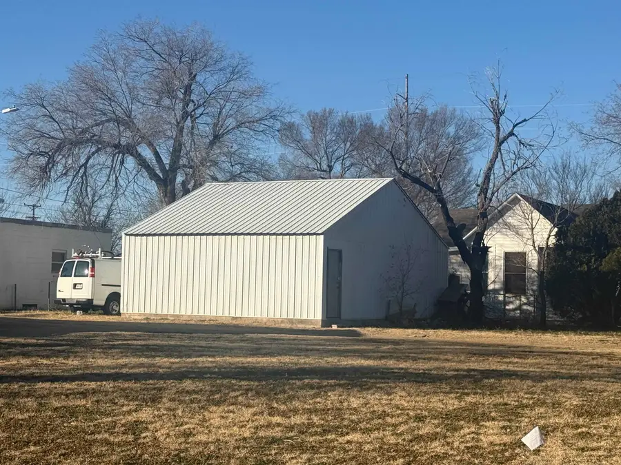 1009 Madison Ave, Woodward, OK 73801 - Image #2