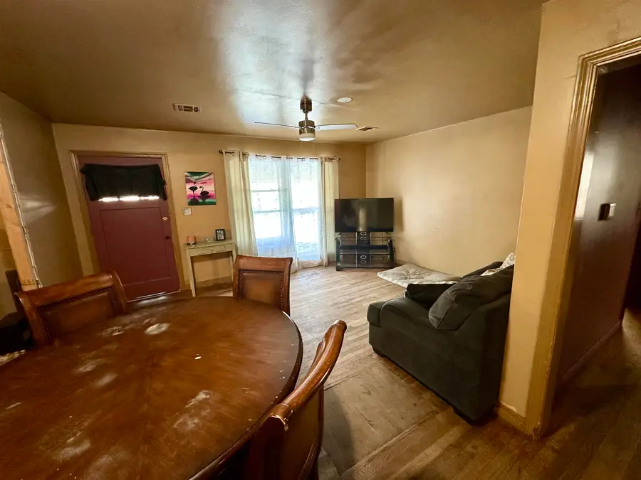 1630 S Monroe, Enid, OK 73701 - #3