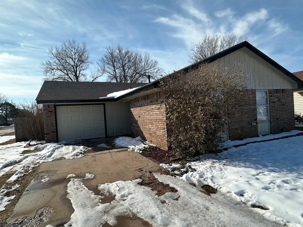 1925 E Cherry, Enid, OK 73701 - #1