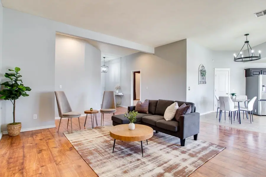 1405 Crestwood, Enid, OK 73701 - #3