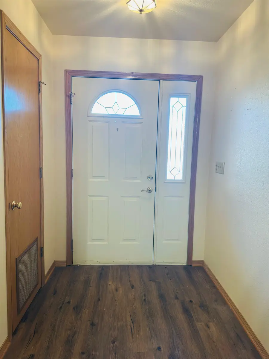 4017 Arlington Pl, Enid, OK 73703 - #3