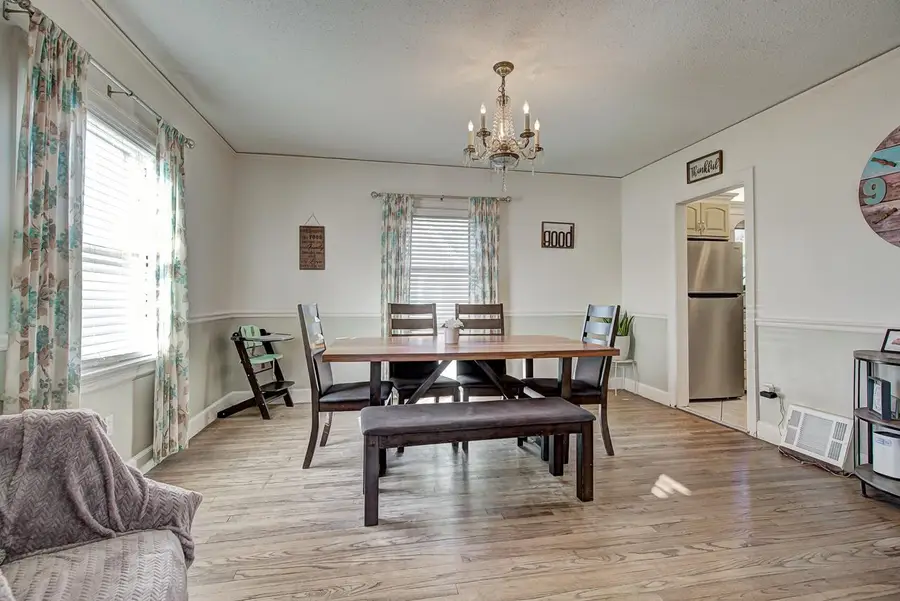 515 S Garfield St, Enid, OK 73703 - #3