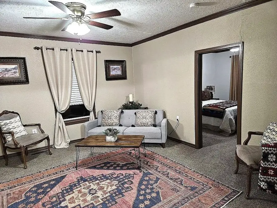 101 W Stahl, Enid, OK 73701 - #3