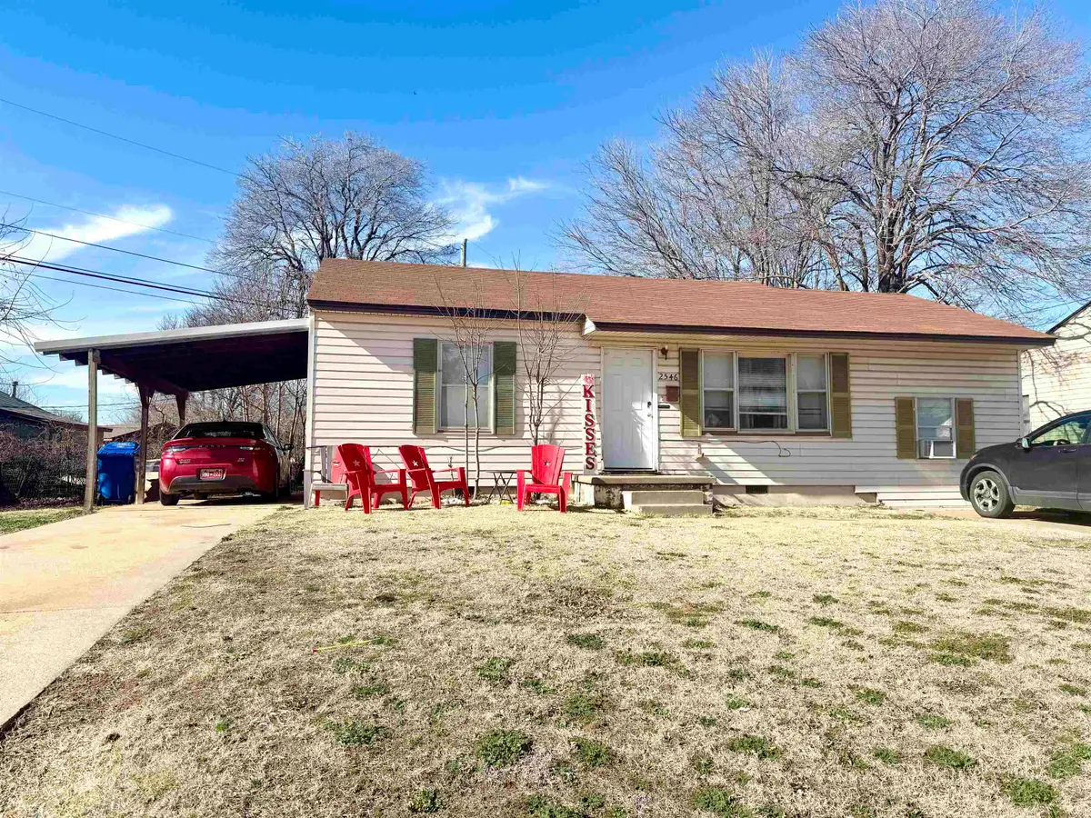 2546 Everitt Dr, Enid, OK 73703 - #1