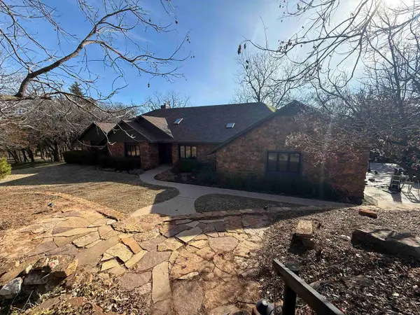 78 Country Oaks, Woodward, OK 73801