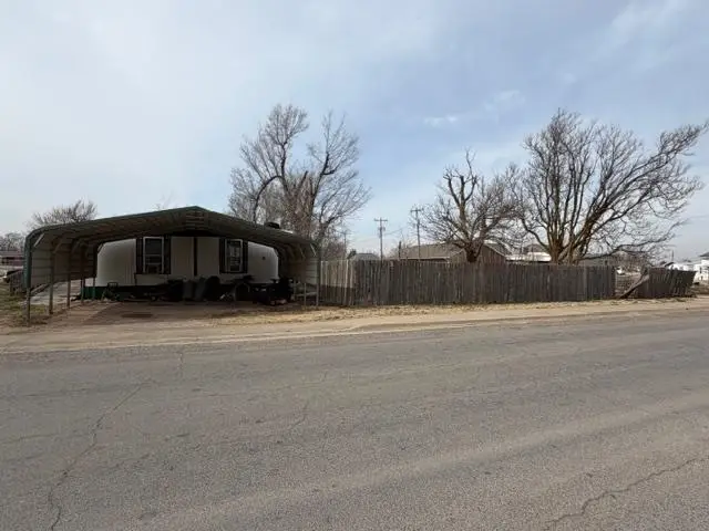 405 N Miller, Vici, OK 73859 - #3