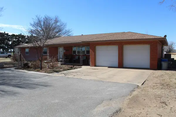 2020 Hanks Trail, Woodward, OK 73801-0000