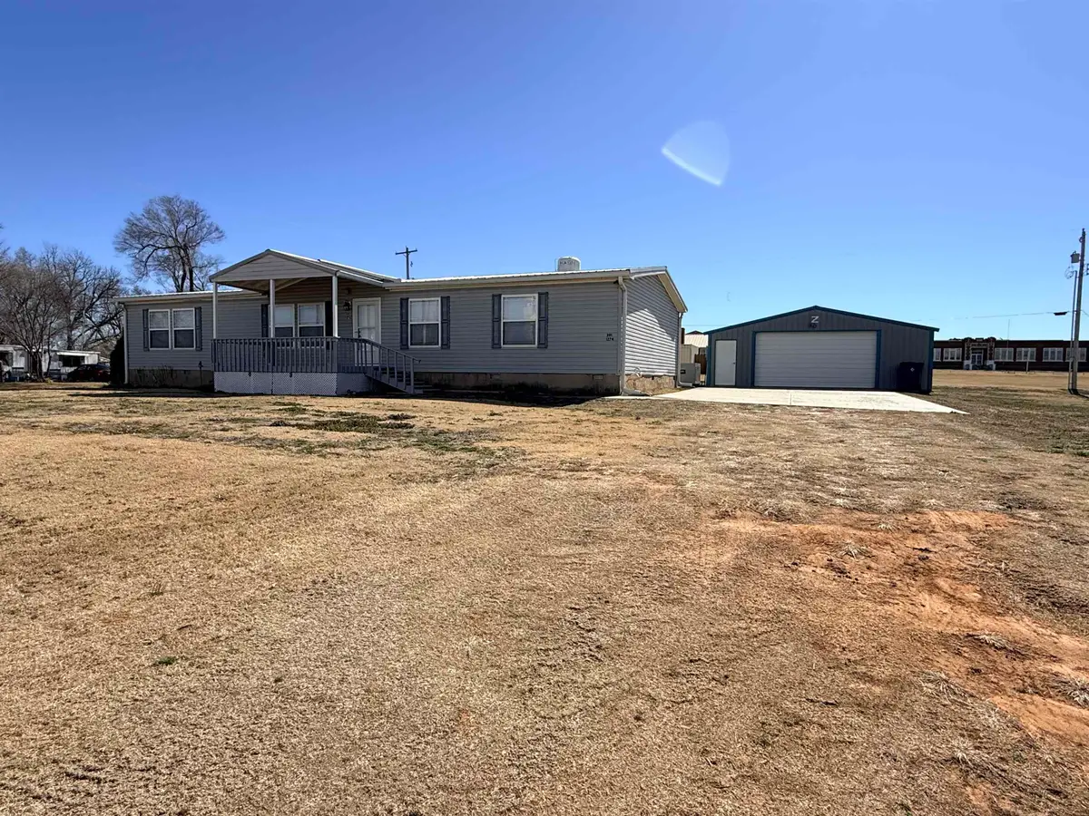 1274 Elm St, Nash, OK 73761 - #1