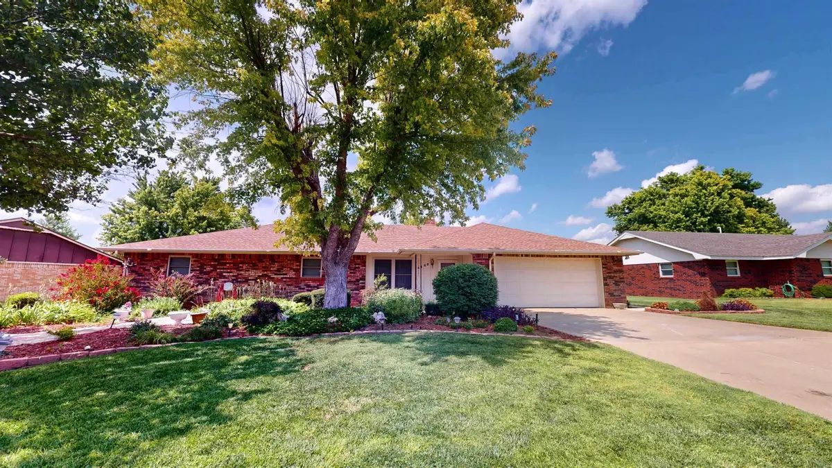 4860 Berryhill, Woodward, OK 73801 - #1