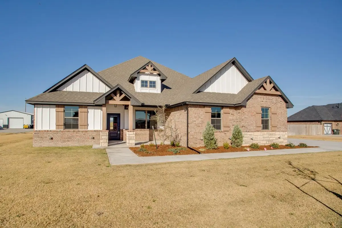 3540 Meadowbrook Dr, Enid, OK 73703 - #1