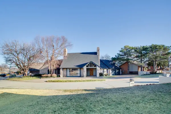 2529 Homestead Rd., Enid, OK 73703