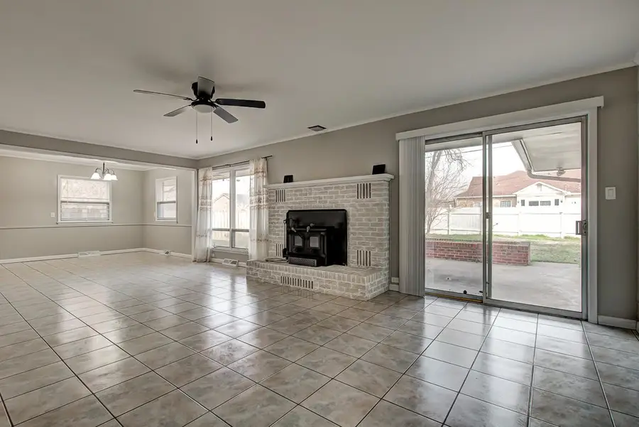 1014 Ramona, Enid, OK 73703-2003 - #3