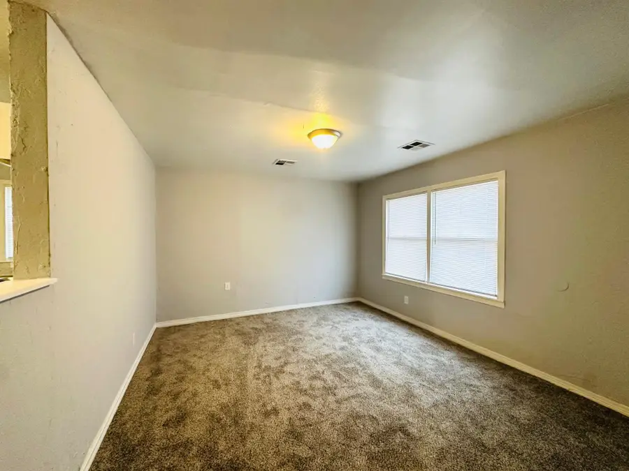 1505 W Randolph Ave, Enid, OK 73701 - #3