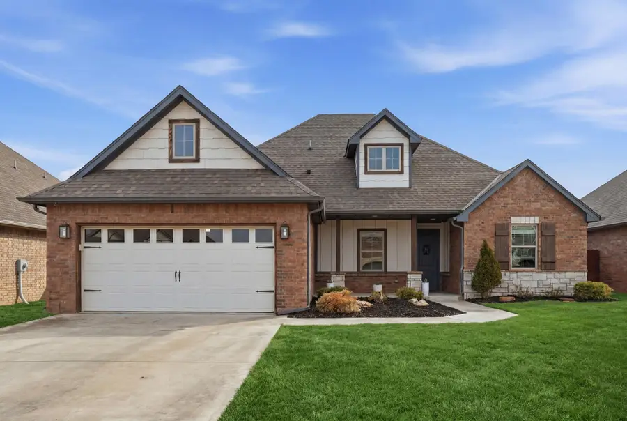 1009 Stonebridge Drive, Enid, OK 73703 - #2