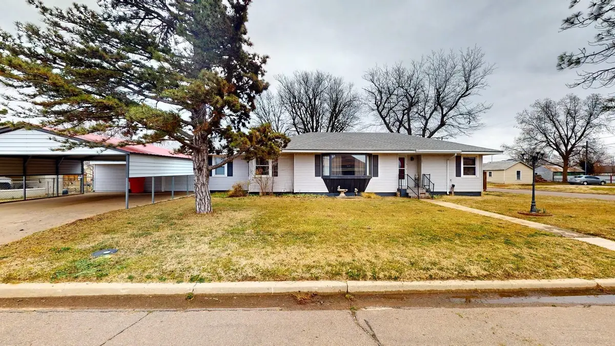 505 NW 1st St, Buffalo, OK 73834 - #1
