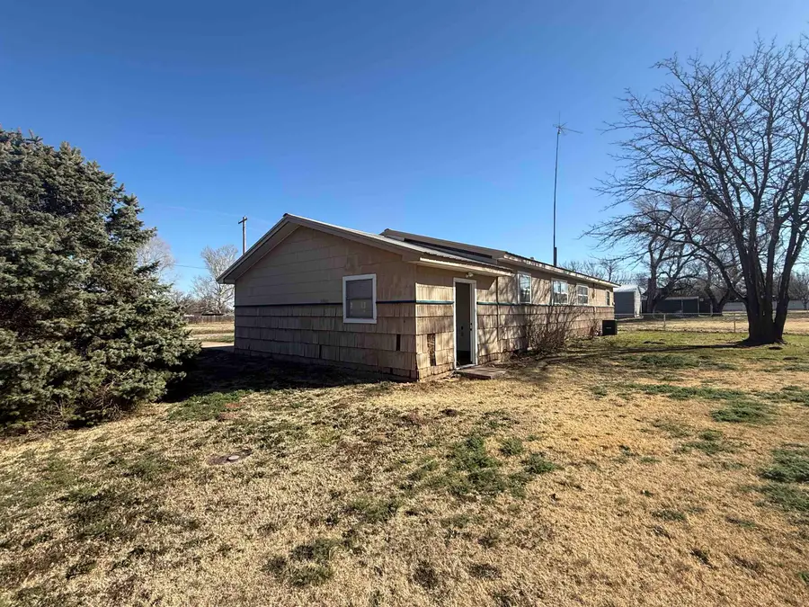 611 4th Street, Fort Supply, OK 73841 - #3