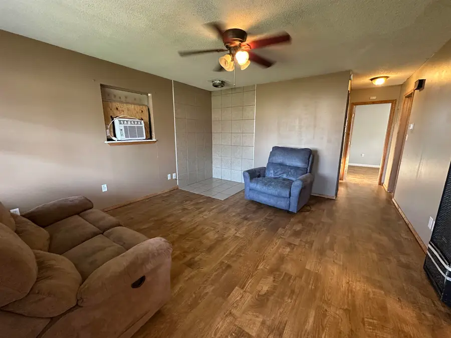 121 W Mulberry, Enid, OK 73701 - #2