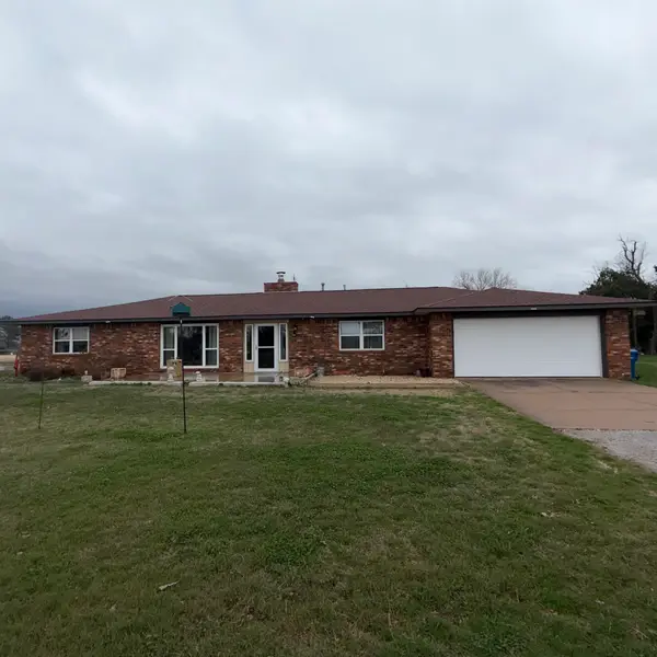 1801 Norman Rd, Enid, OK 73703