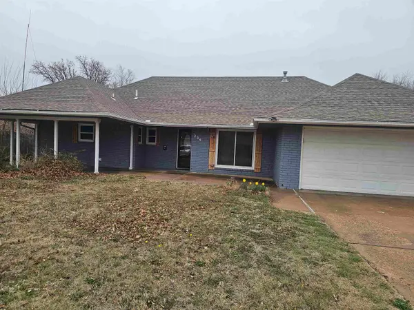 204 S Burdel, Enid, OK 73703