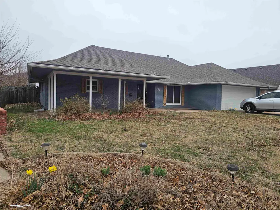 204 S Burdel, Enid, OK 73703 - #3