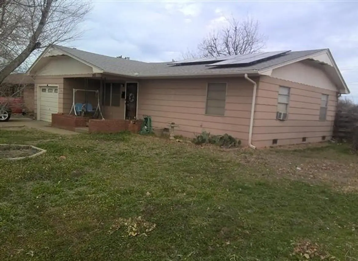 1905 Mimosa Dr, Enid, OK 73701 - #1