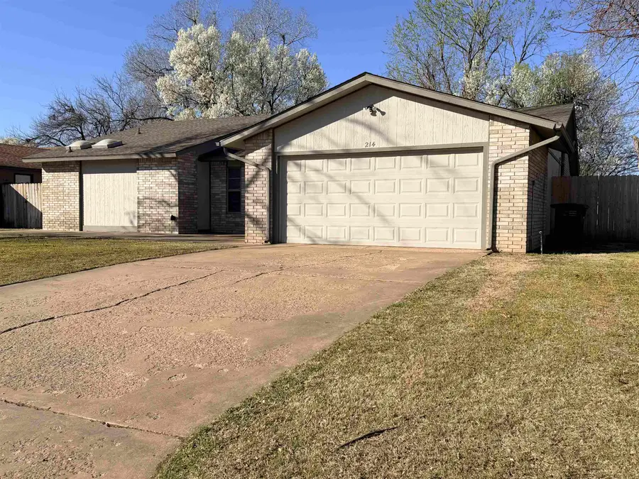 214 Rose Tree Ln, Enid, OK 73703 - #2