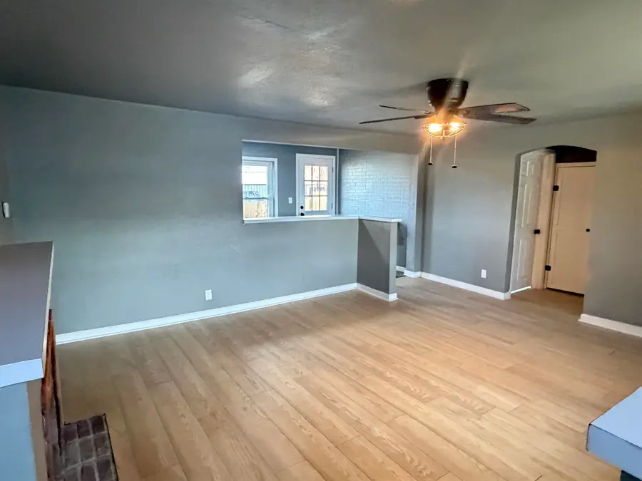 112 N 2nd, Medford, OK 73759 - #2