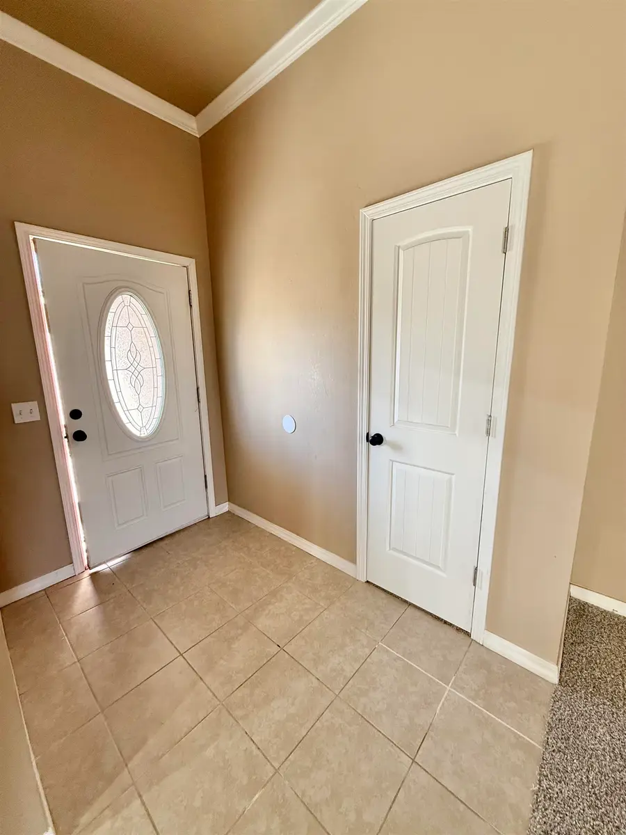 4720 Cottonwood Dr, Woodward, OK 73801-3852 - #3