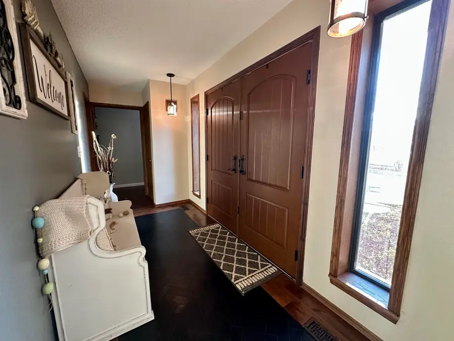 118 N 7th St, Medford, OK 73759 - #2