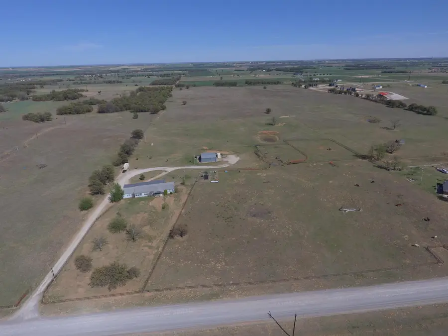 3499 N 2820 Rd, Hennessey, OK 73742 - #2