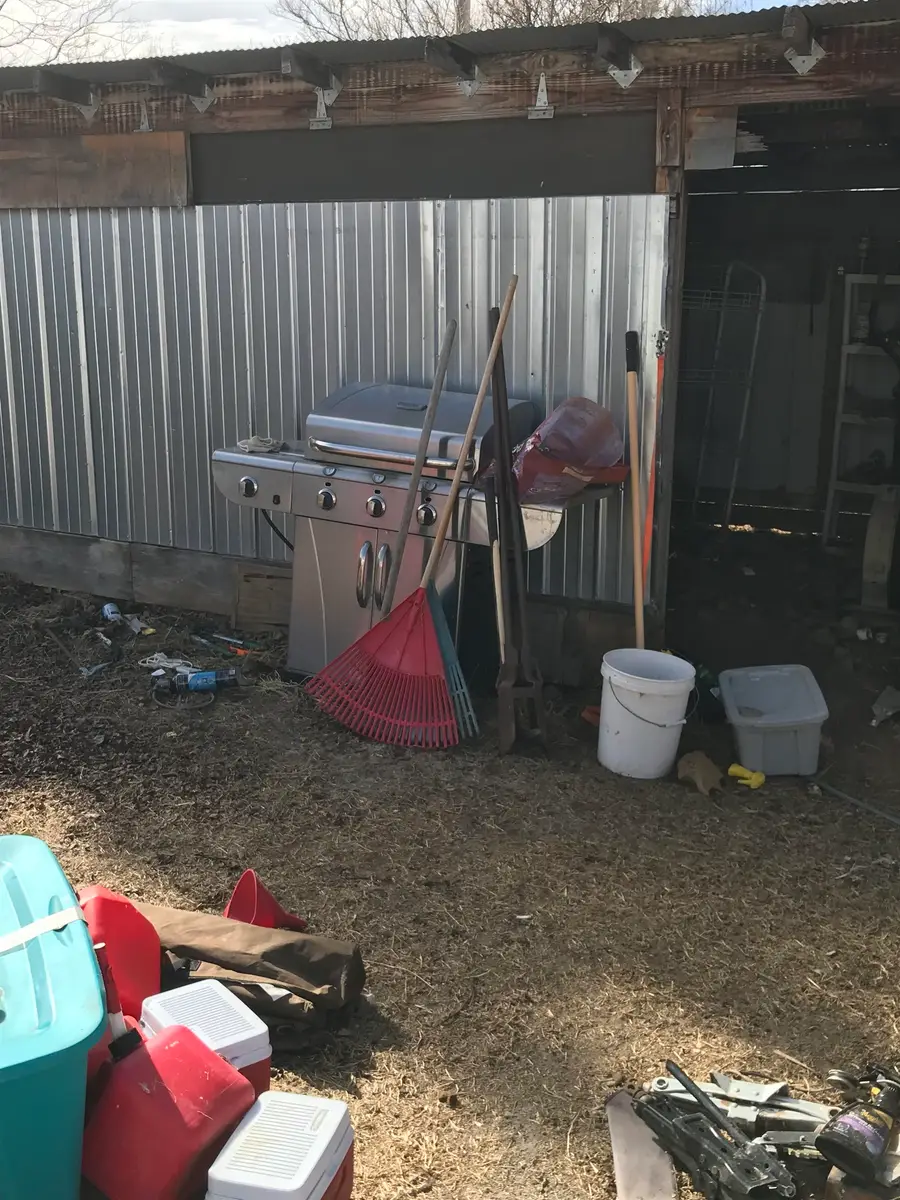 915 Avenue C, Beaver, OK 73932 - #3