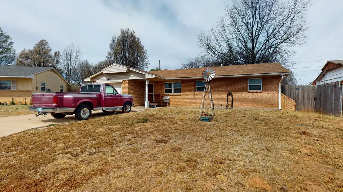 3412 Apache Dr, Woodward, OK 73801 - #1