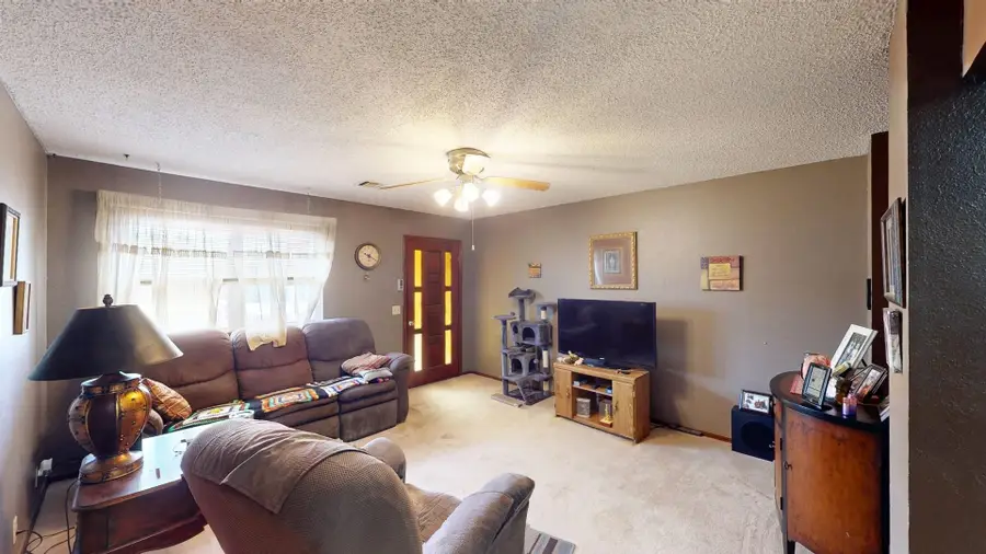 3412 Apache Dr, Woodward, OK 73801 - #3