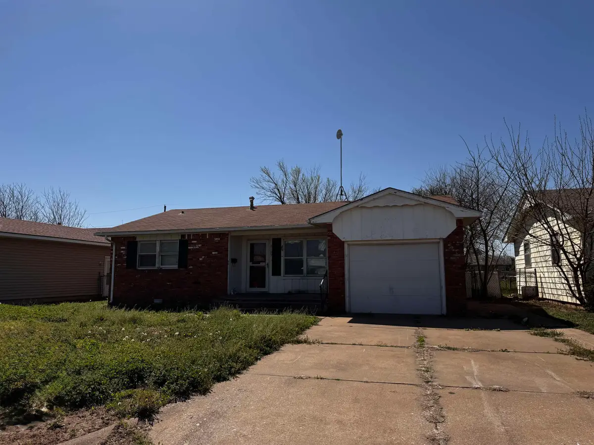 2109 E Cedar, Enid, OK 73701 - #1