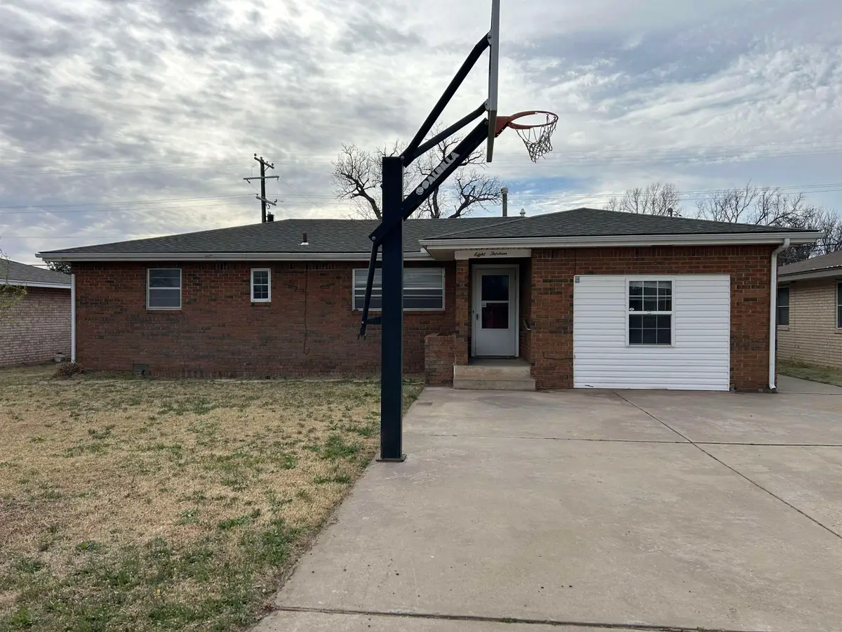 813 S Santa Fe, Mooreland, OK 73852 - #1