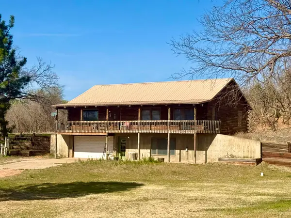 1444 Eagle Pass, Freedom, OK 73842