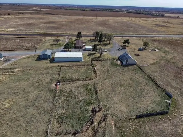 20037 E 27 Rd, Woodward, OK 73801-0000 - #2