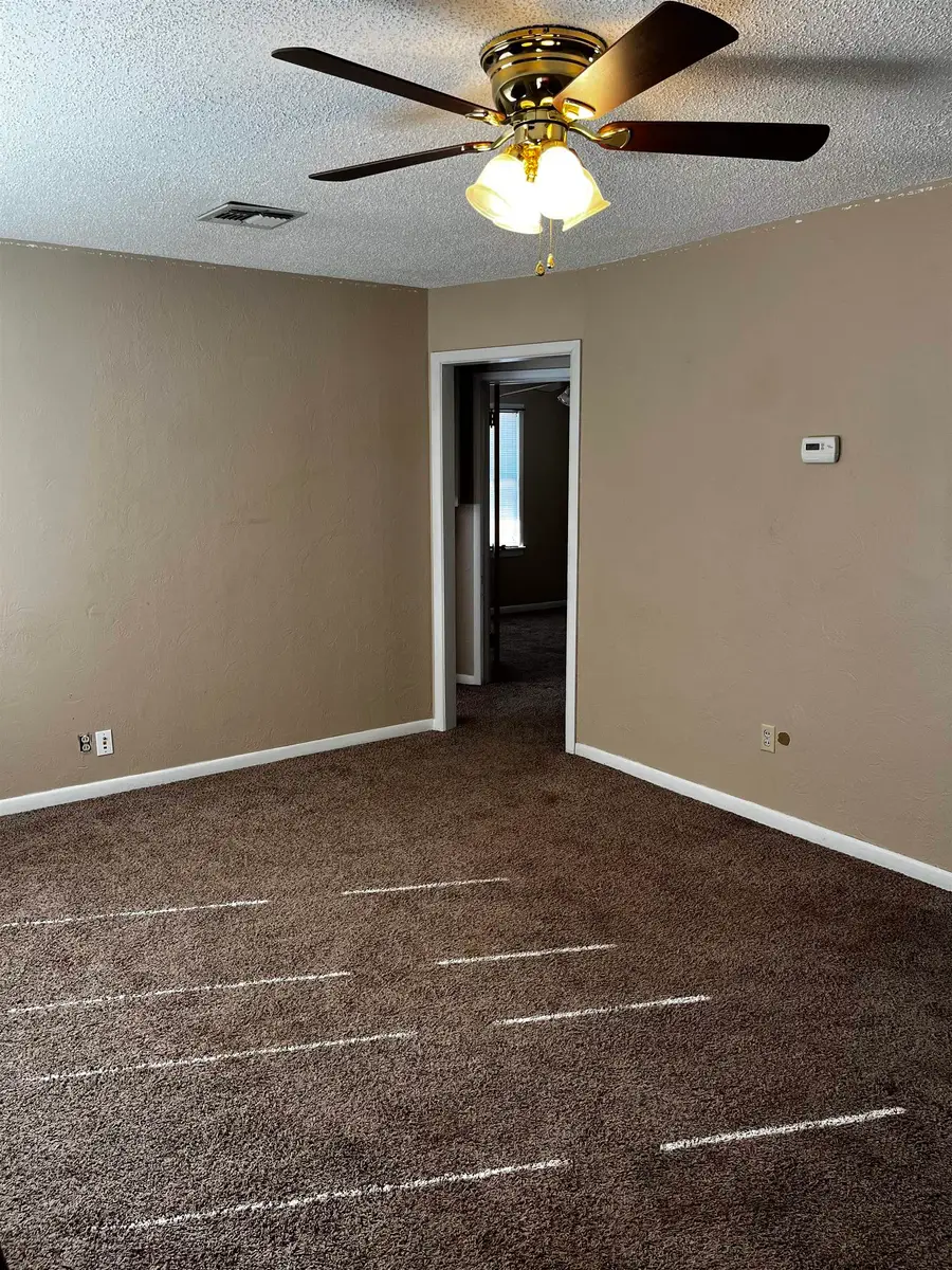 523 Avenue K, Beaver, OK 73932 - #2