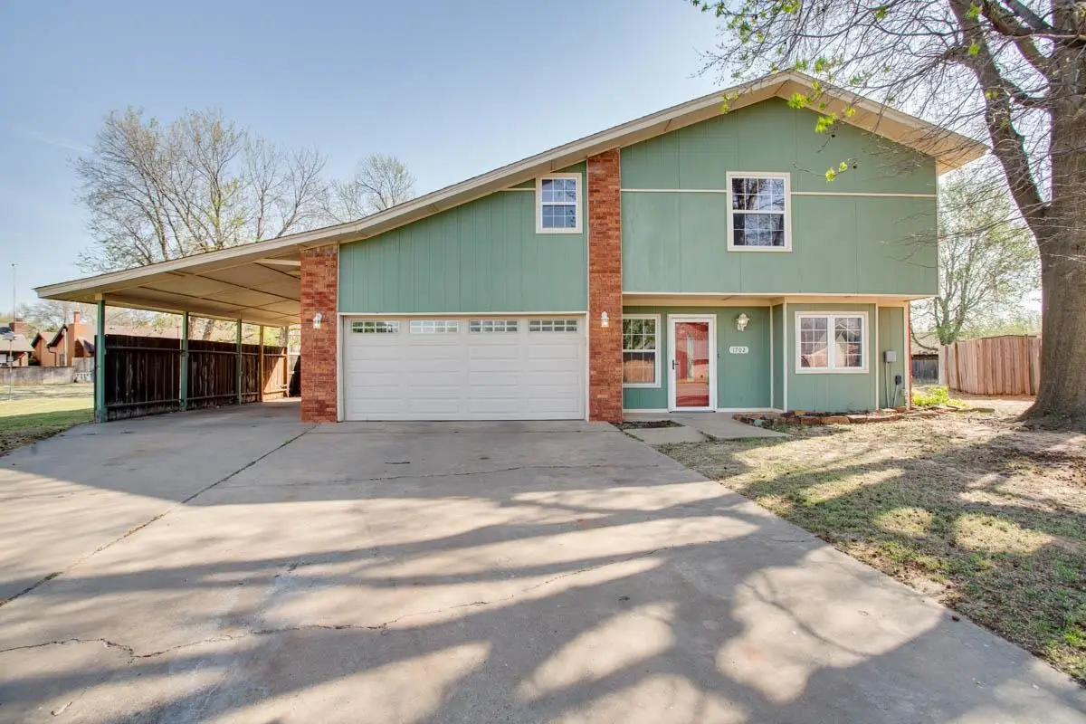 1702 Buckboard Ln, Enid, OK 73703 - #1